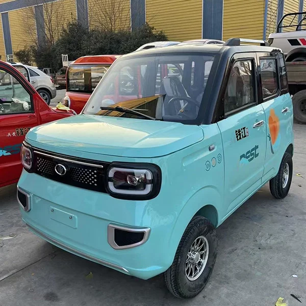Böyük dondurma elektrikli vasitə avtomobil