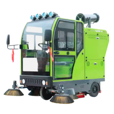 Çox funksiyalı süpürgəçi